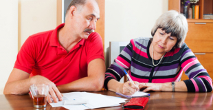 Rachat de crédit pour retraité de la fonction publique : quels avantages ?