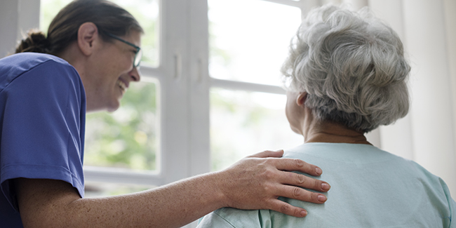 Mutuelle hospitalisation senior : comment choisir la meilleure ?