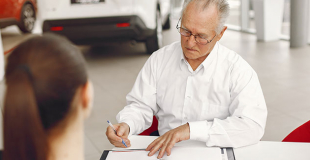 Existe-t-il une limite d'âge pour contracter un leasing en LOA ou LLD ?