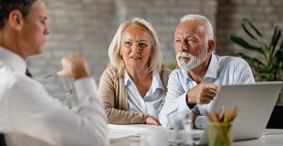 Senior ou retraité : combien puis-je emprunter avec un prêt immobilier ?